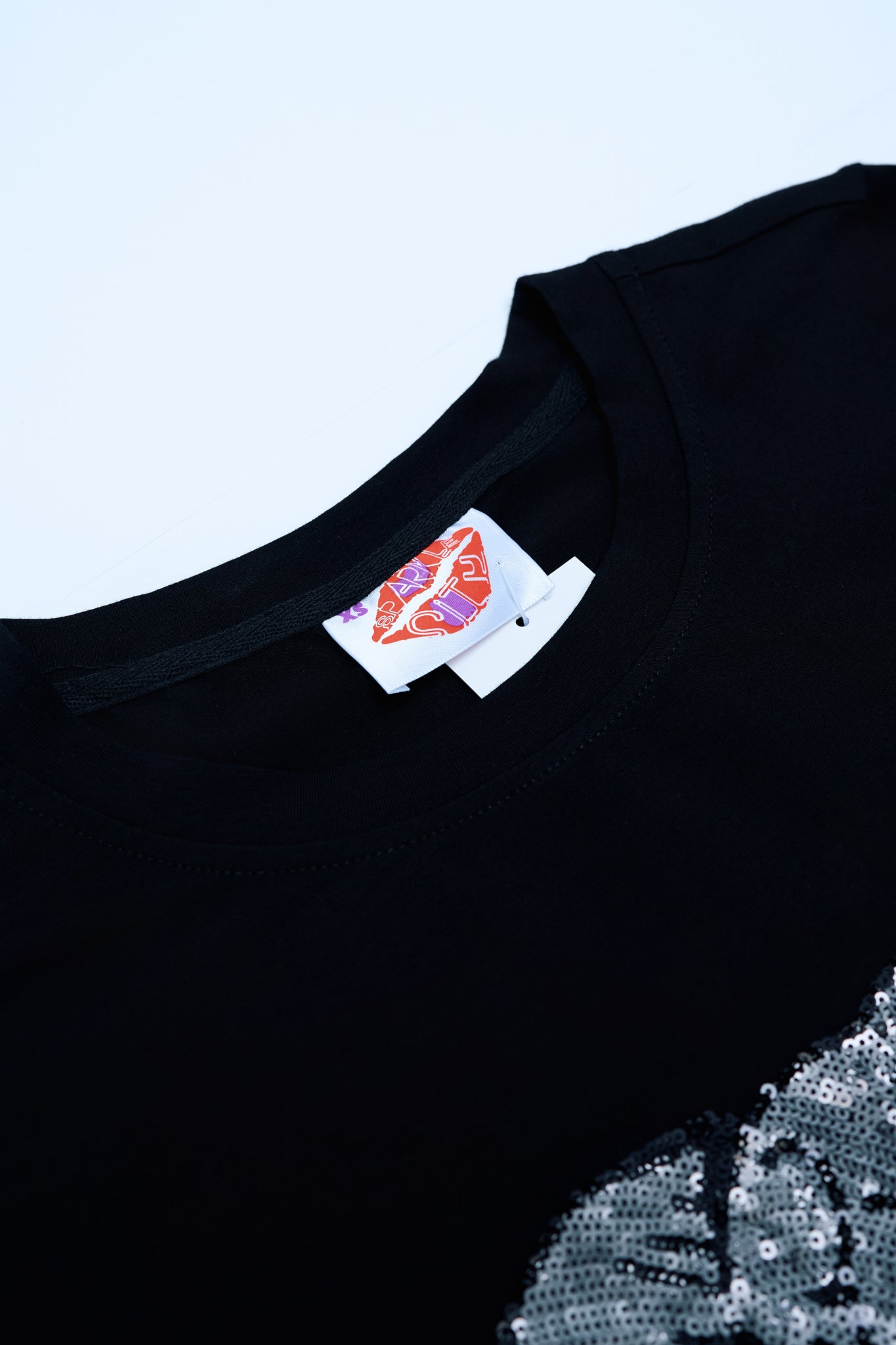 Elephant Head Tee | Black