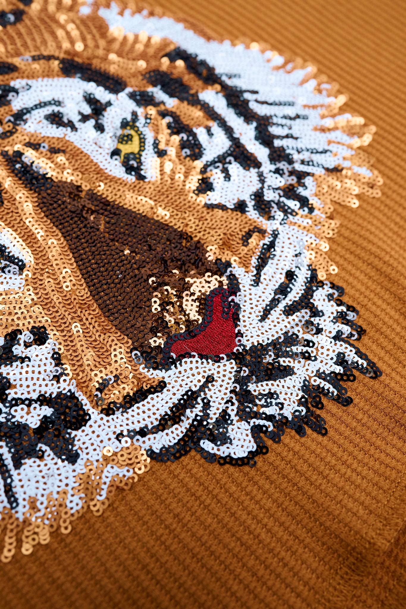 Gold Tiger Waffle Crop