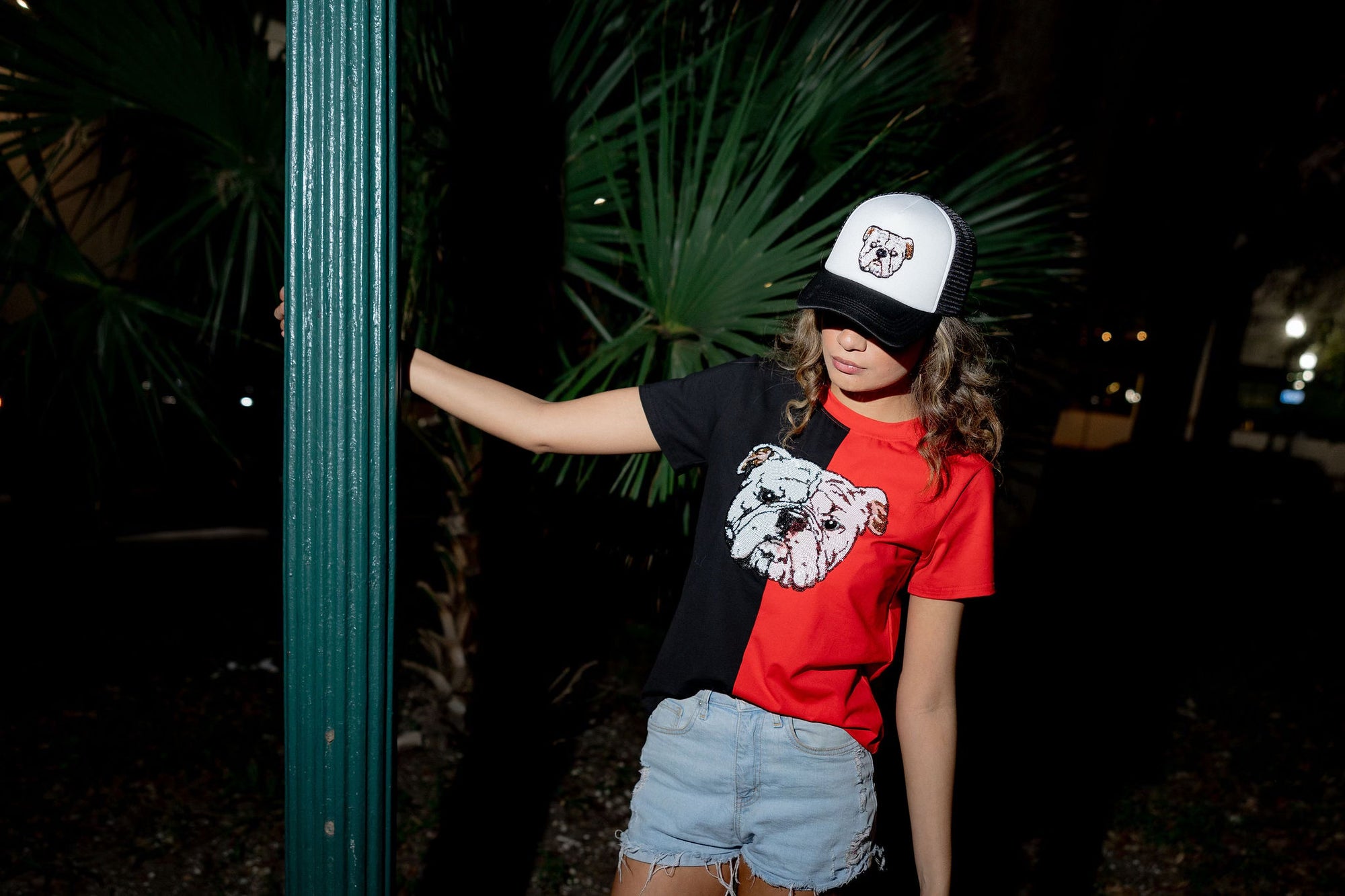 Spirit Split Bulldog Tee