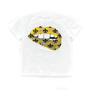 Gameday Grin Gold Fleur de Lis Lips Tee