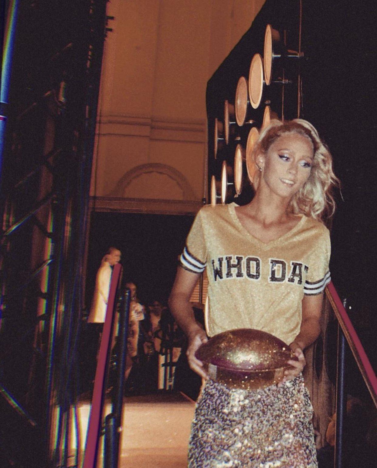 WHO DAT Gold Glitter Tee